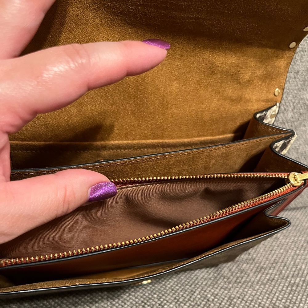 Coach Crossbody - Picture 4 of 16